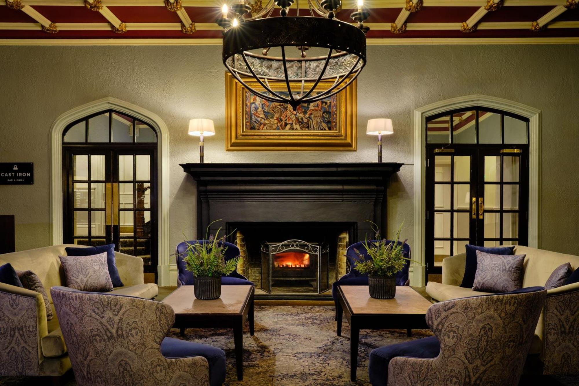 Delta Hotels By Marriott St Pierre Country Club Chepstow Extérieur photo