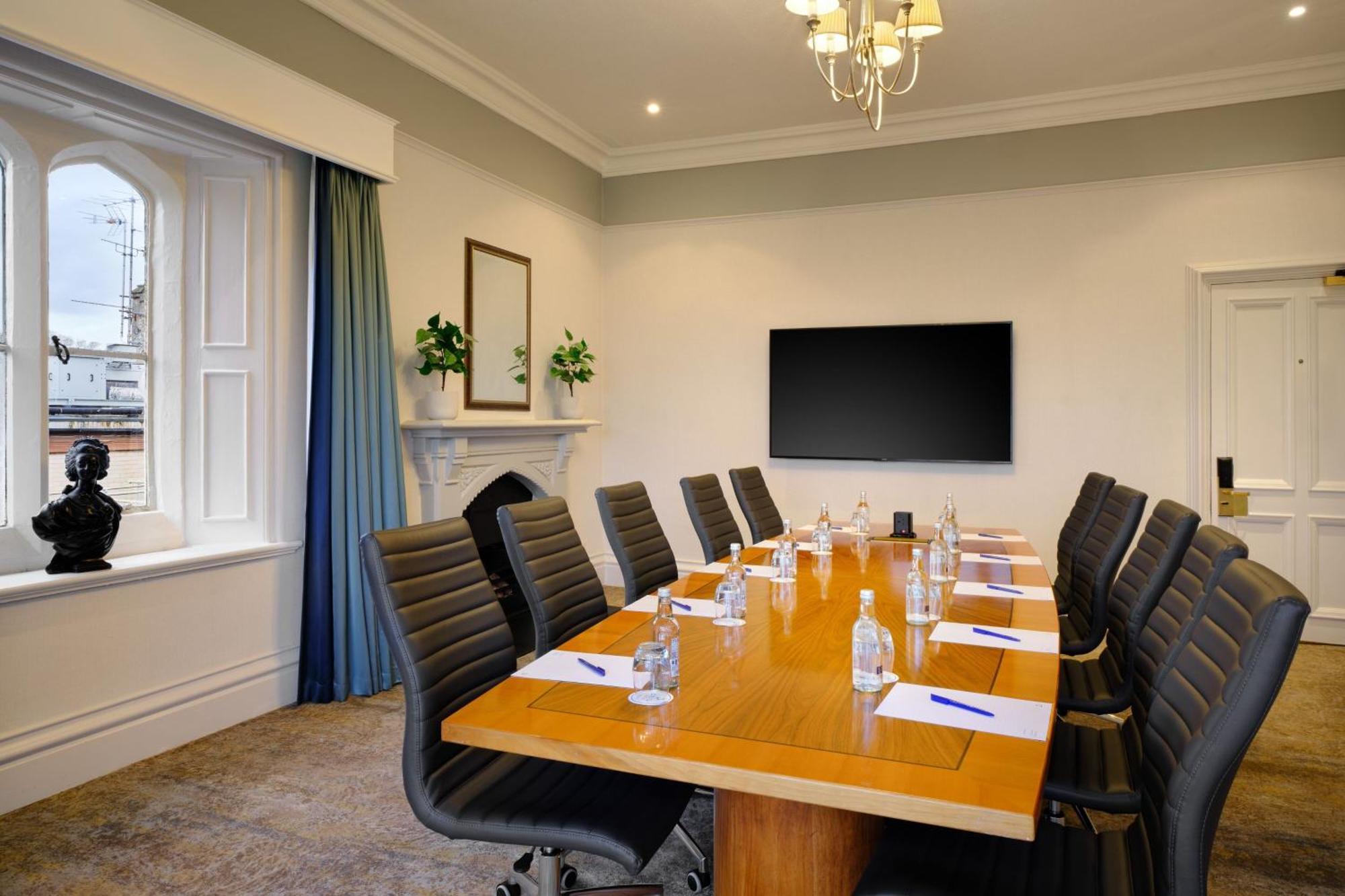 Delta Hotels By Marriott St Pierre Country Club Chepstow Extérieur photo