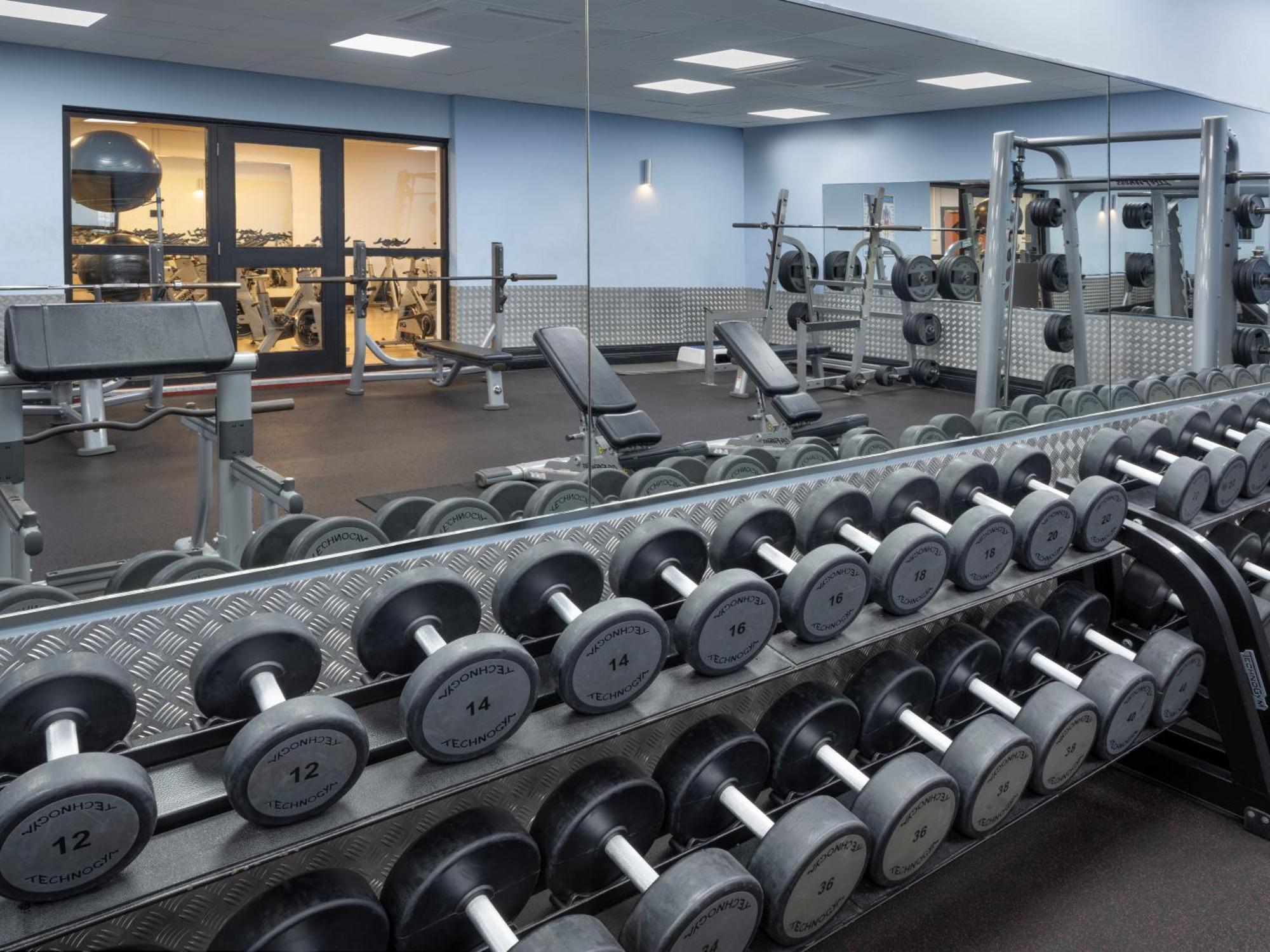 Delta Hotels By Marriott St Pierre Country Club Chepstow Extérieur photo