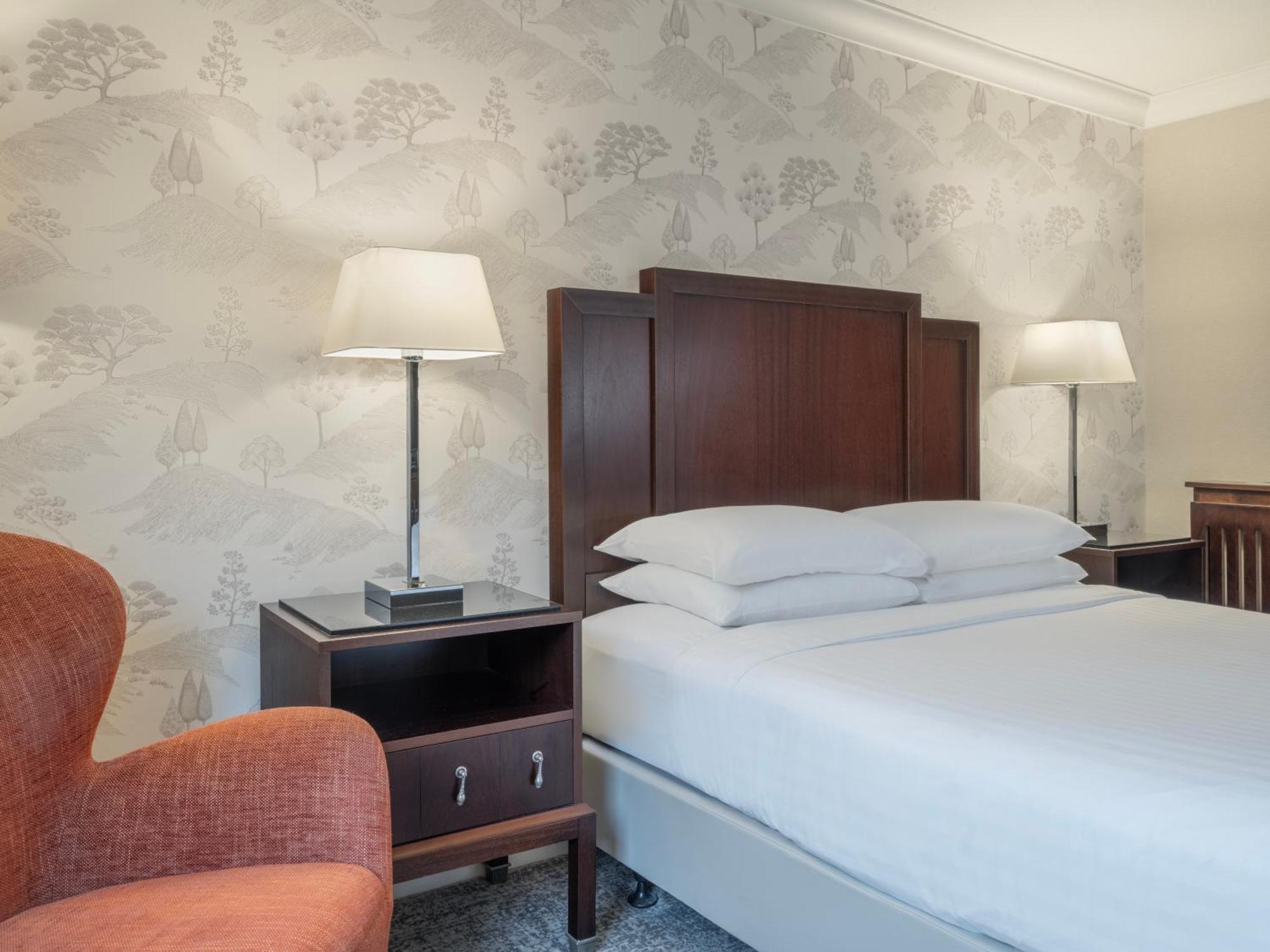 Delta Hotels By Marriott St Pierre Country Club Chepstow Extérieur photo