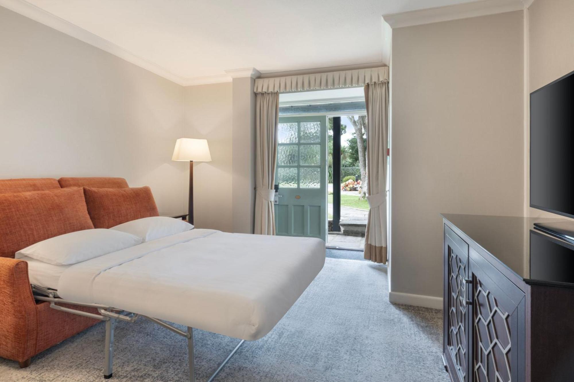 Delta Hotels By Marriott St Pierre Country Club Chepstow Extérieur photo