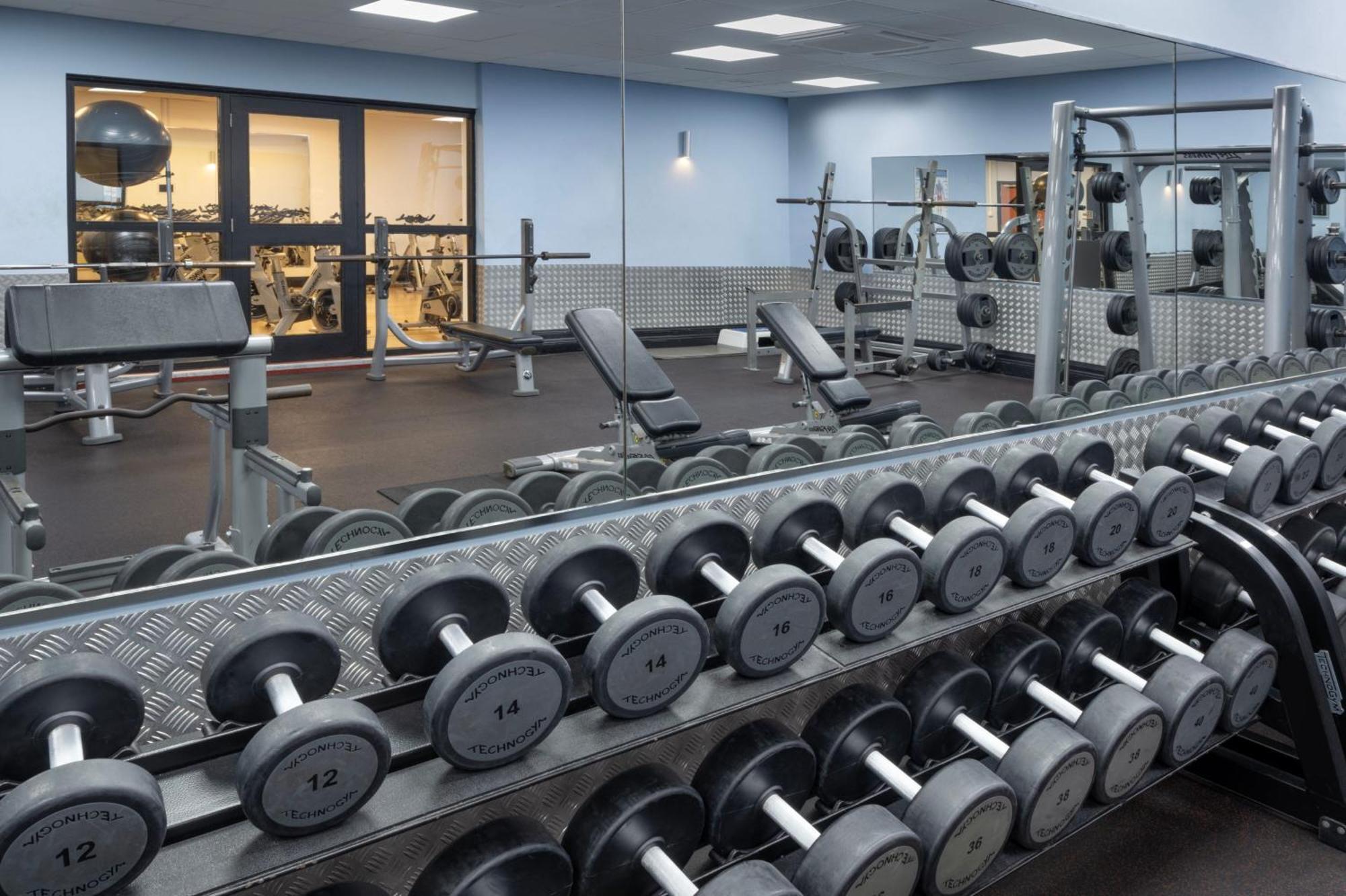 Delta Hotels By Marriott St Pierre Country Club Chepstow Extérieur photo